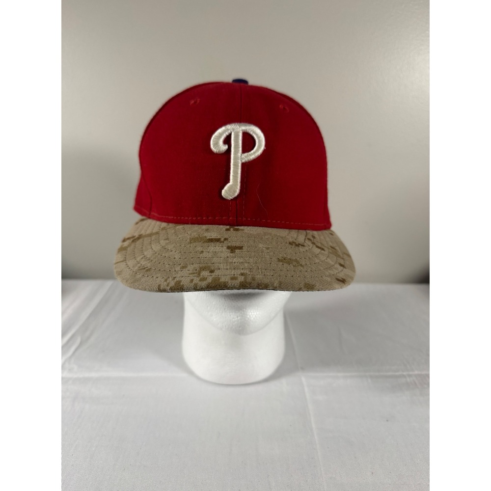 New Era 59FIFTY Philadelphia Phillies Fitted Hat Red Digital Camo Size 7 3/8